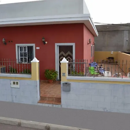 Casa Unifamiliar Con Terraza En Arona *
