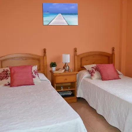 Casa Unifamiliar Con Terraza En Arona *