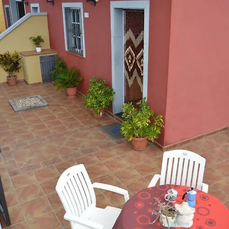 Casa Unifamiliar Con Terraza En Arona Дом отдыха Арона